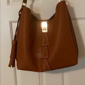 ✨🌟🔥HOST PICK✨🌟🔥FENDI CARAMEL LEATHER BAG NWOT